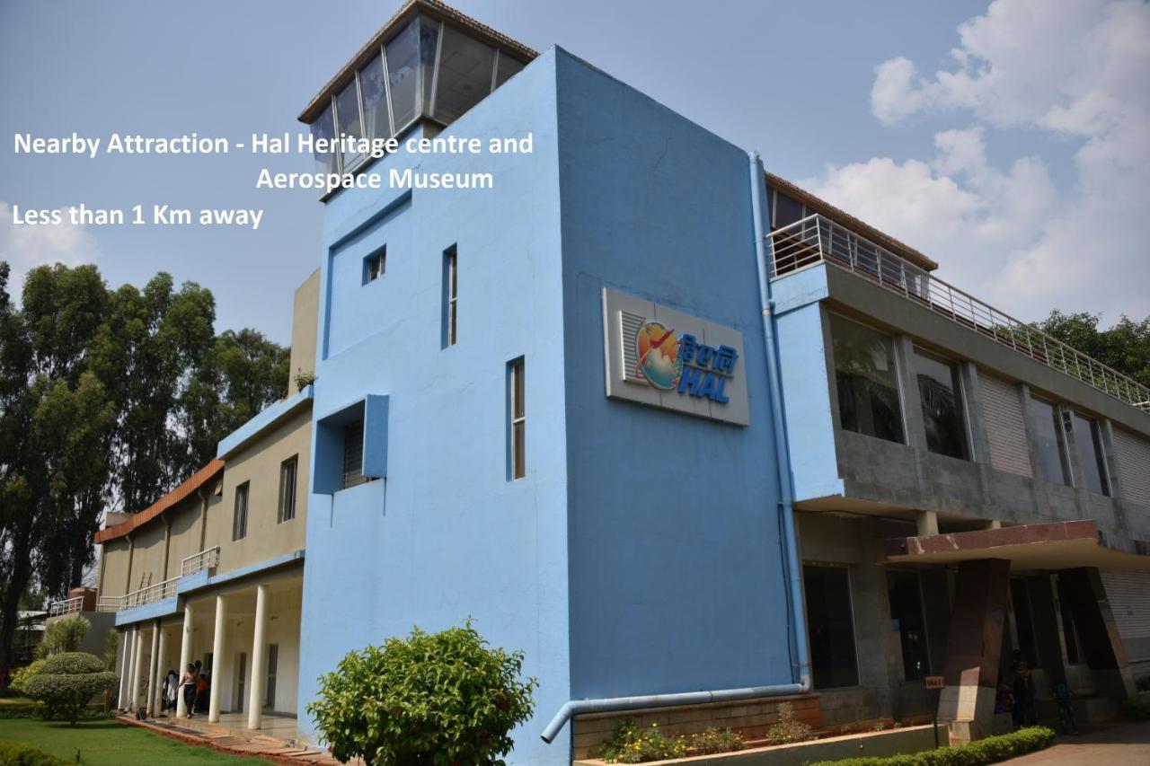 Oyo 24245 Dv Residency Hotel Bhadravati Luaran gambar